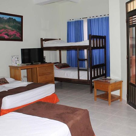 Hotel Punta De Aguila เนโคคลิ ภายนอก รูปภาพ