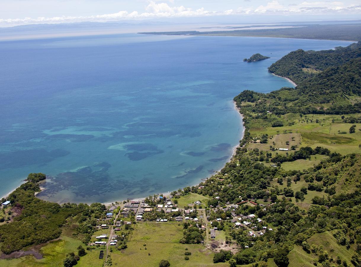 Hotel Punta De Aguila เนโคคลิ ภายนอก รูปภาพ