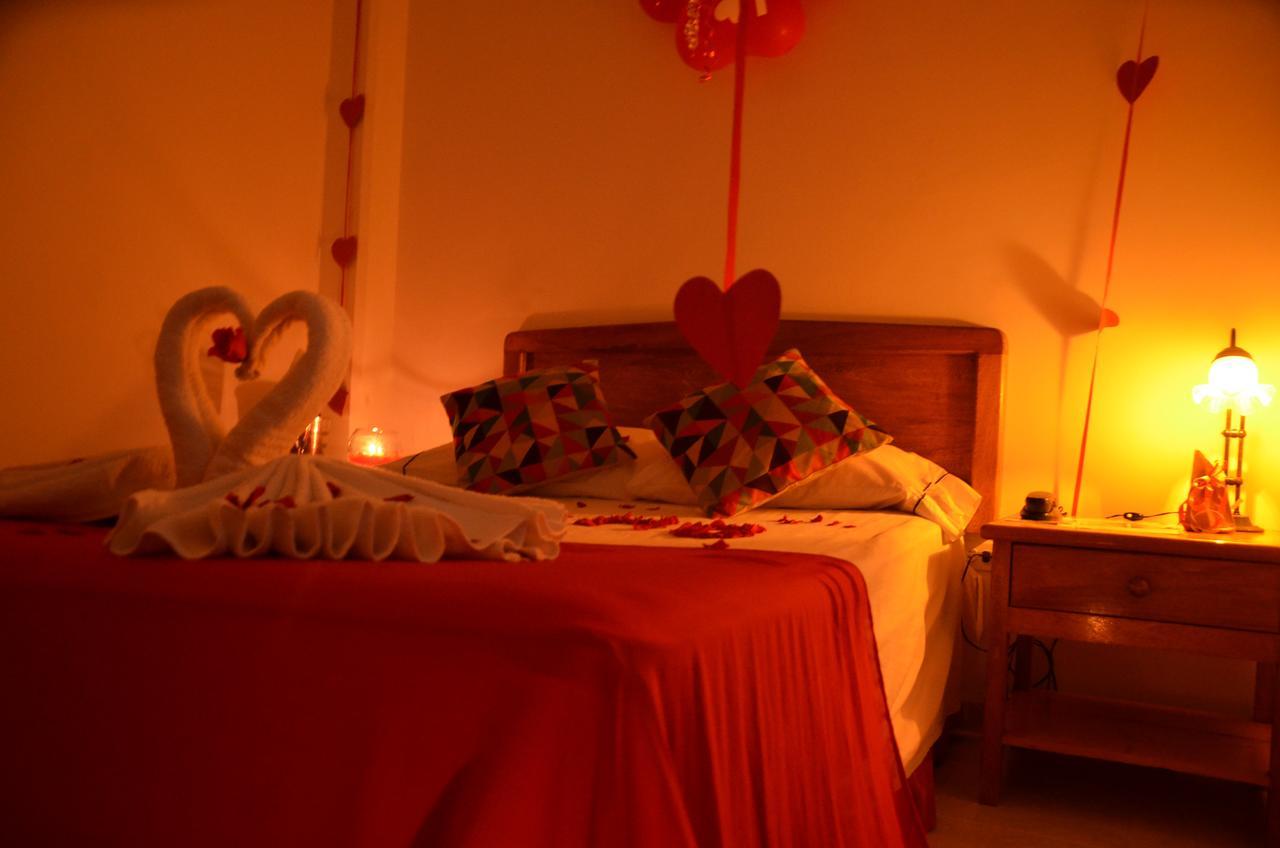 Hotel Punta De Aguila เนโคคลิ ภายนอก รูปภาพ