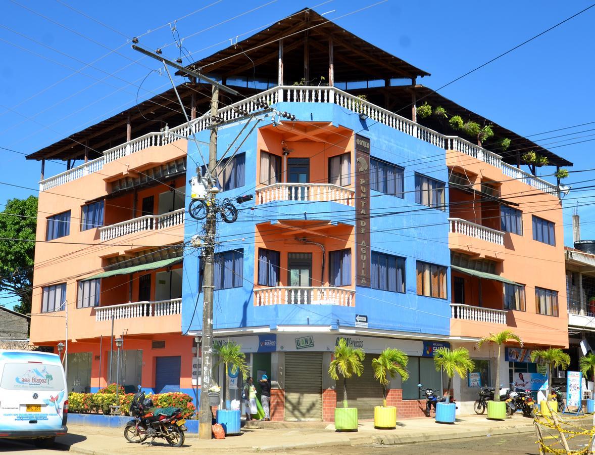 Hotel Punta De Aguila เนโคคลิ ภายนอก รูปภาพ
