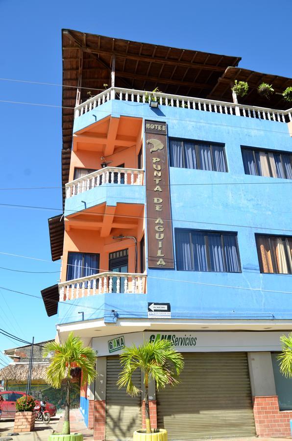 Hotel Punta De Aguila เนโคคลิ ภายนอก รูปภาพ