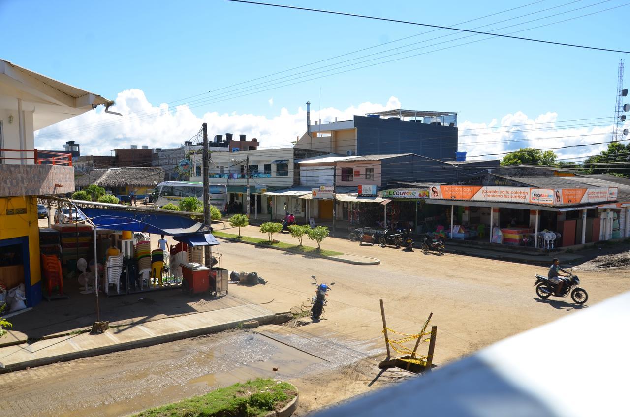 Hotel Punta De Aguila เนโคคลิ ภายนอก รูปภาพ